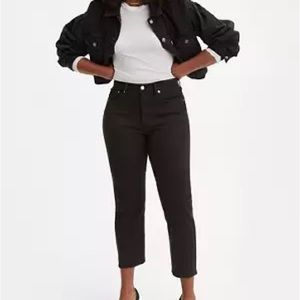 Levi’s Wedgie Straight Fit Women’s Jeans